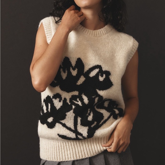 Maeve Graphic Flower Sweater Vest - M - Picture 3 of 3